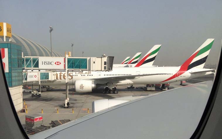 Dubai_Airport_2014-07-17_002