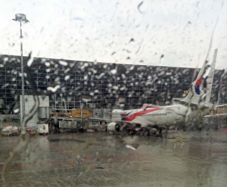 KLIA_003a