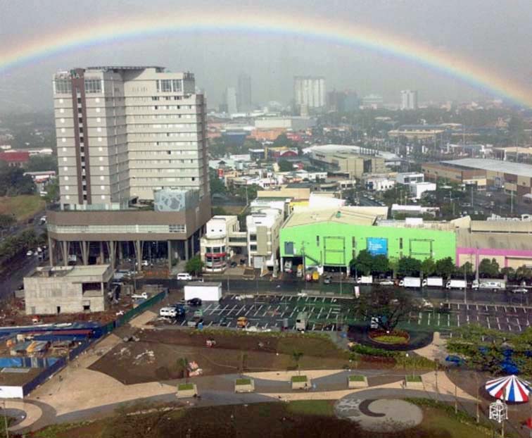 Regenboog_Asian_Star