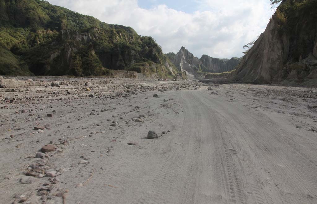 MountPinatubo_0213.jpg