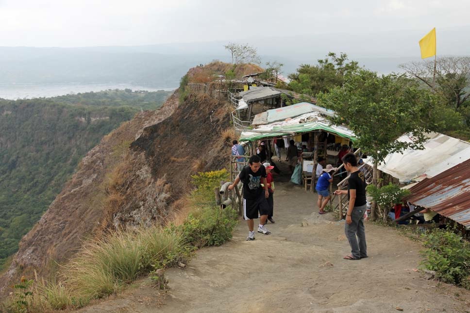 TaalVolcano_0103.jpg