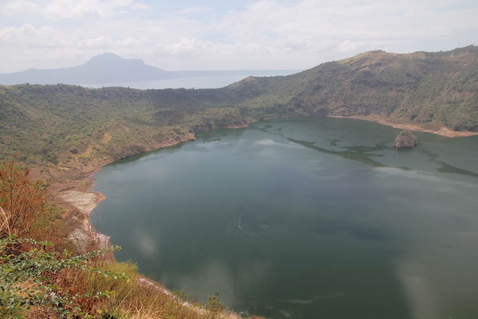 TaalVolcano_0109.jpg